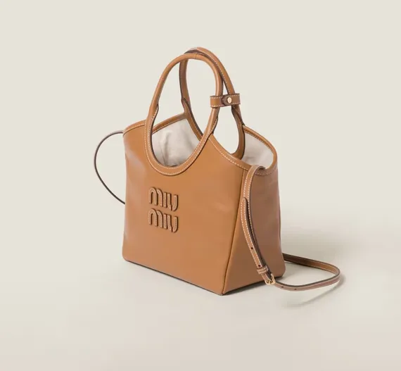 Кожаная сумка Miu Miu Ivy, коричневый
