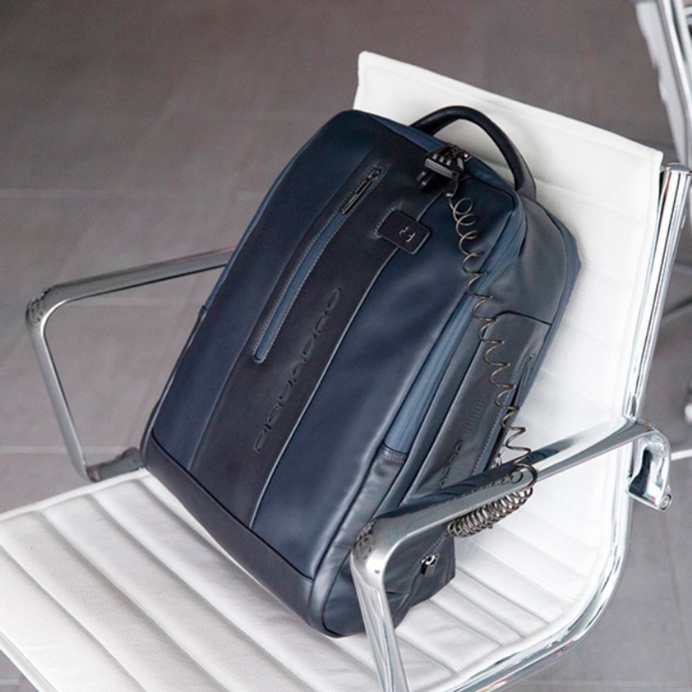 Рюкзак мужской Piquadro Urban синий из натуральной кожи (CA4818UB00/BLU) 7