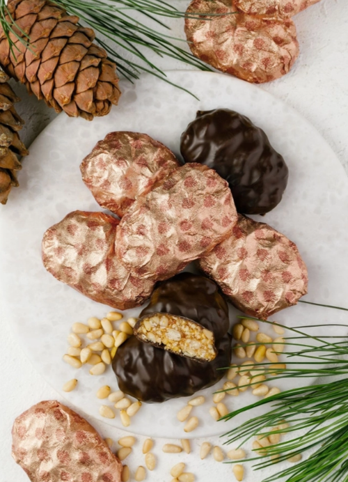 Шишка грильяжная в шоколадной глазури Кедровый сувенир  / 1000 г / ТМ Сибирский кедр