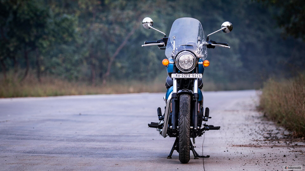 Royal Enfield Meteor 350 Supernova Blue