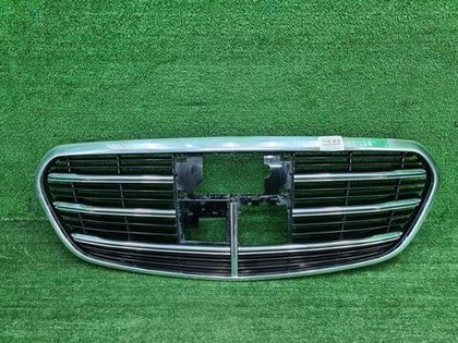 Решетка радиатора Mercedes S W223 (2020-н.в.)