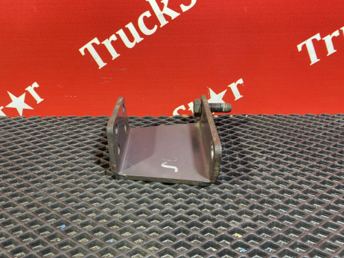 Кронштейн топливного фильтра