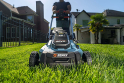Газонокосилка аккумуляторная самоходная SENIX LPSX6-H-EU, X6 60V, 1акб, зу