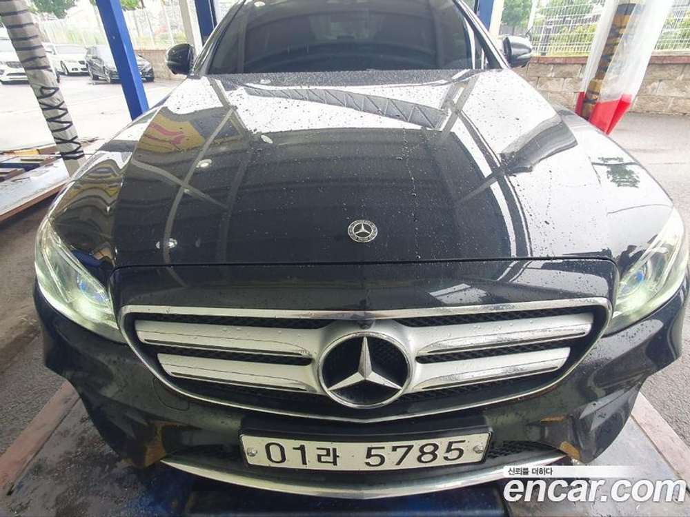 Mercedes-Benz E-Class W213 E300 AMG Line (08.2019)