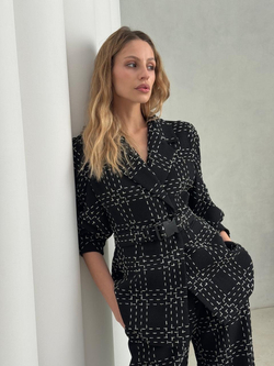 Жакет твидовый в клетку