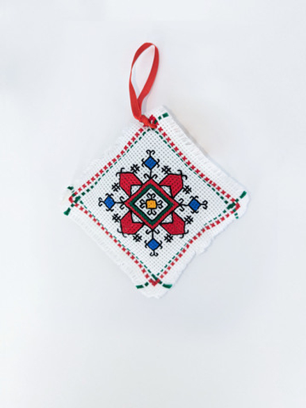 Игольница с чувашской вышивкой