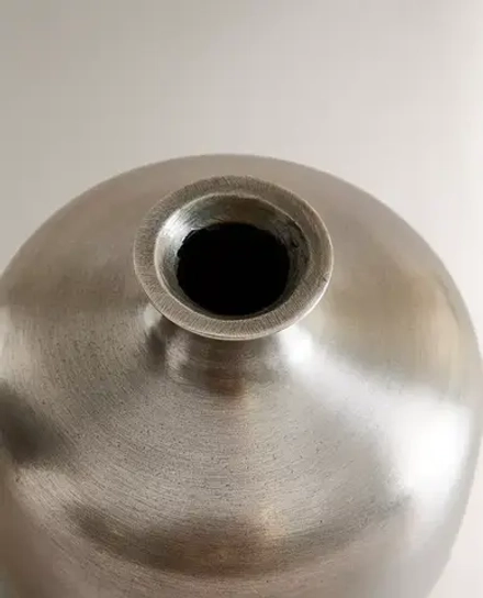 ZARA HOME МАЛЕНЬКАЯ СТАЛЬНАЯ ВАЗА, СТАЛЬНОЙ