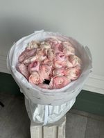 Букет из ранункулюсов в розовом оттенке 25 шт