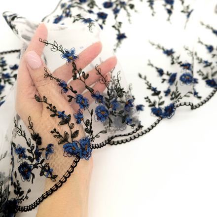 Вышивка на сетке СИНИЕ НЕЗАБУДКИ, 24,5см