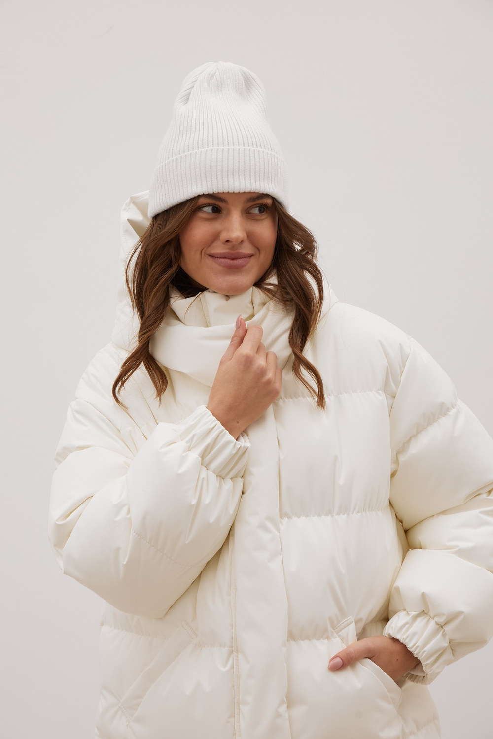 Пуховик COLD SEASON, молочный