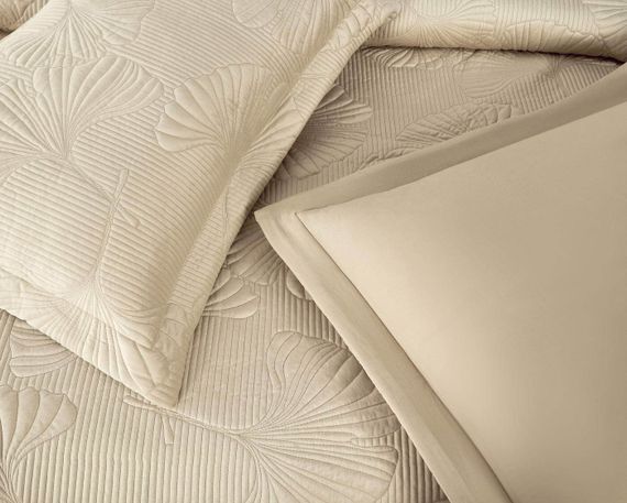 Бенита (крем) Покрывало 240x260