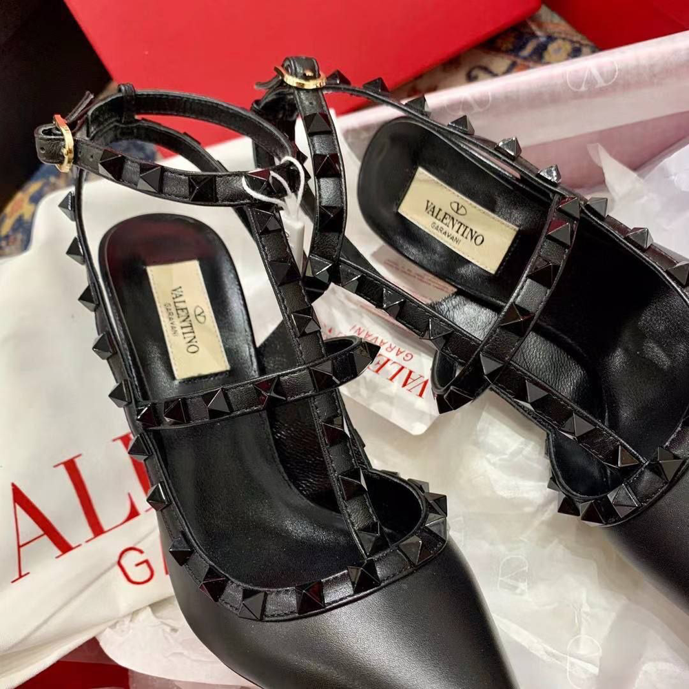 Туфли Valentino Garavani Rockstud