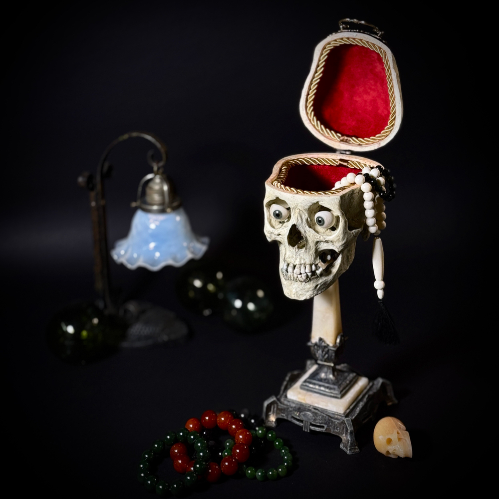 Шкатулка «Череп человека»