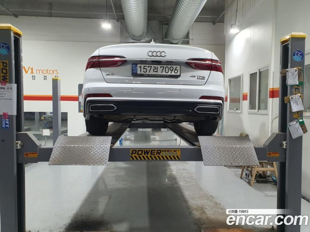 Audi A6 (C8) 45 TFSI Quattro Premium (11.2021)