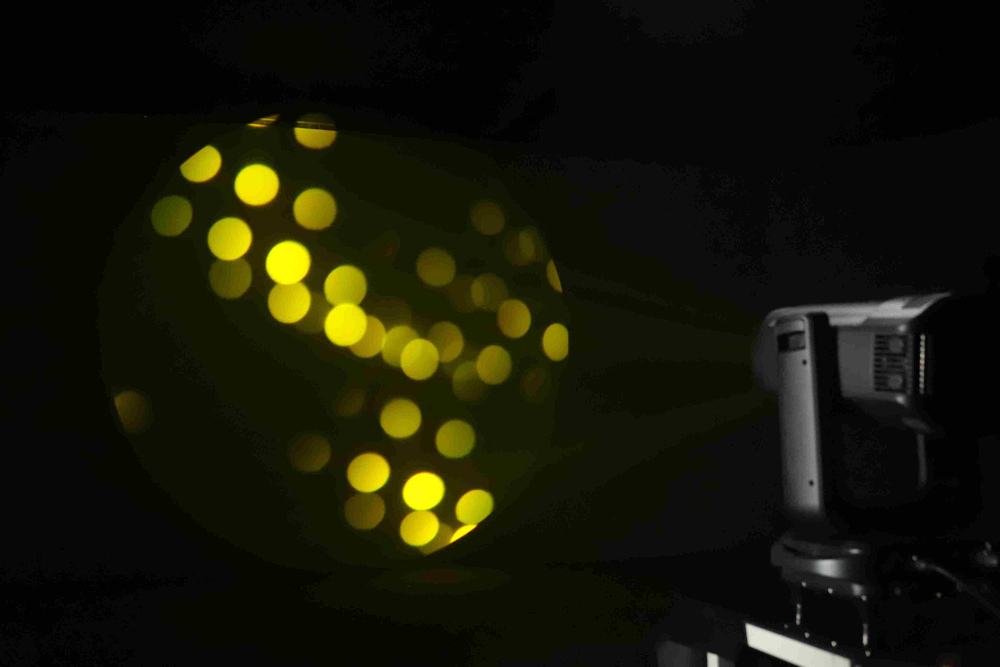 LE680 BSW — Гибридный LED-прожектор 680 Вт BSW Moving Head с зумом 4°-45° и IP66