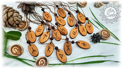 Подвеска-руна "Славянская" из кедра