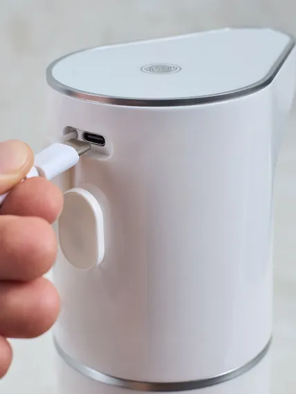 Диспенсер сенсорный для жидкого мыла lume, 350 мл, белый