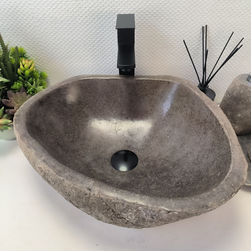Раковина из речного камня RS-63591 (45*40*15) 0122