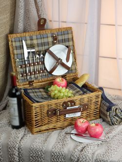 HOLYDAY BASKET Набор для пикника с термосумкой и пледом на 2 персоны