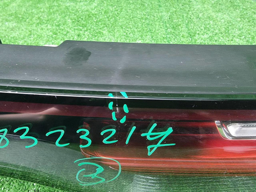 Фонарь крышки багажника Porsche Cayenne 3 (17-23)