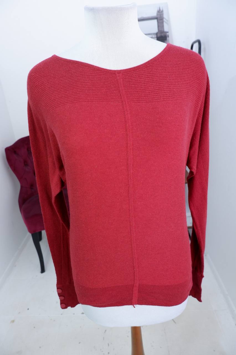 Джемпер для городских будней, визуально на 46 размер