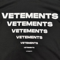 Футболка Vetements