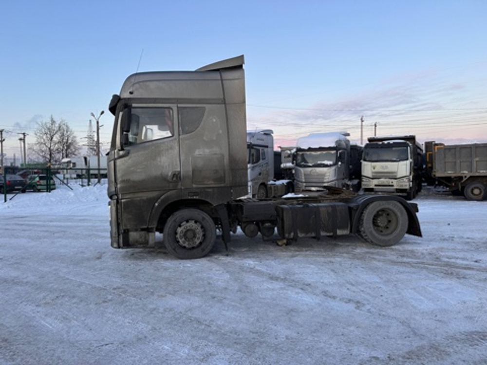 FAW JH6 4x2 Седельный тягач ORYX (Дизельный, 11,6 л, 453 л.с., АТ)