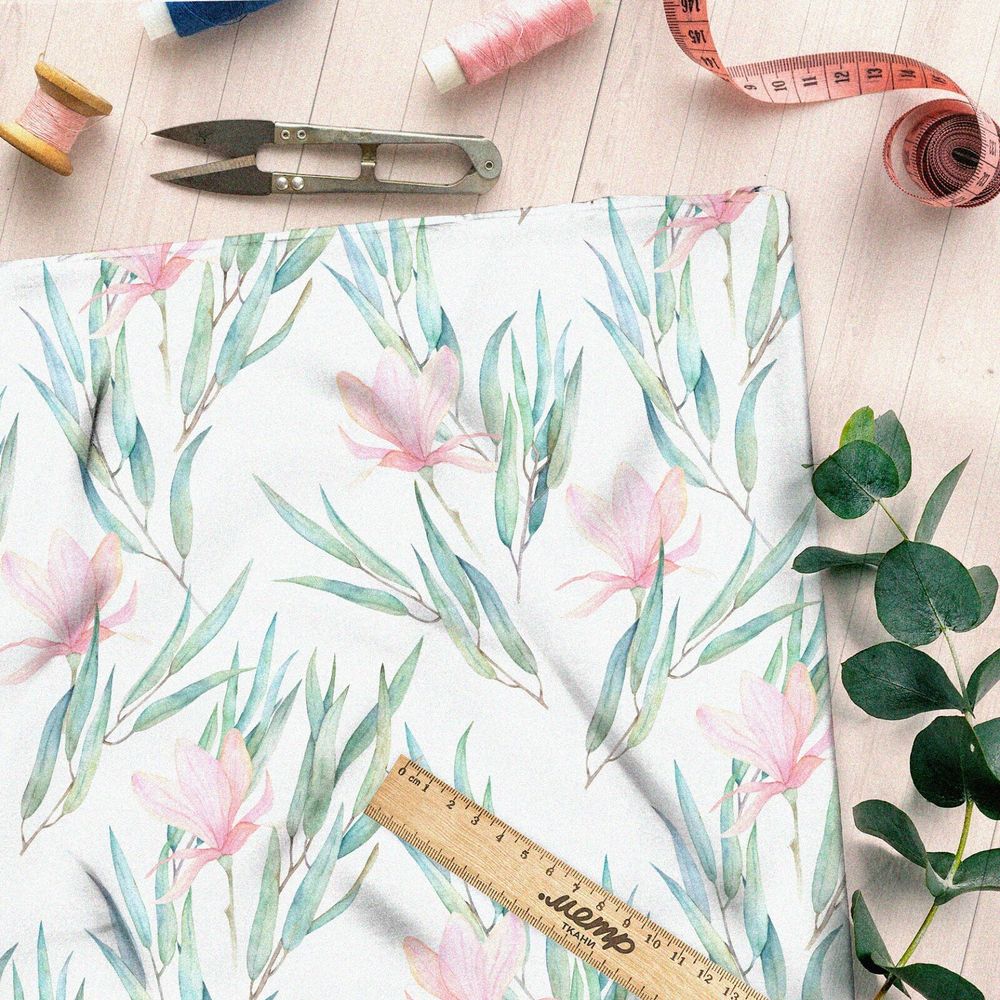 Ткань сатин драматический цветочный штрих