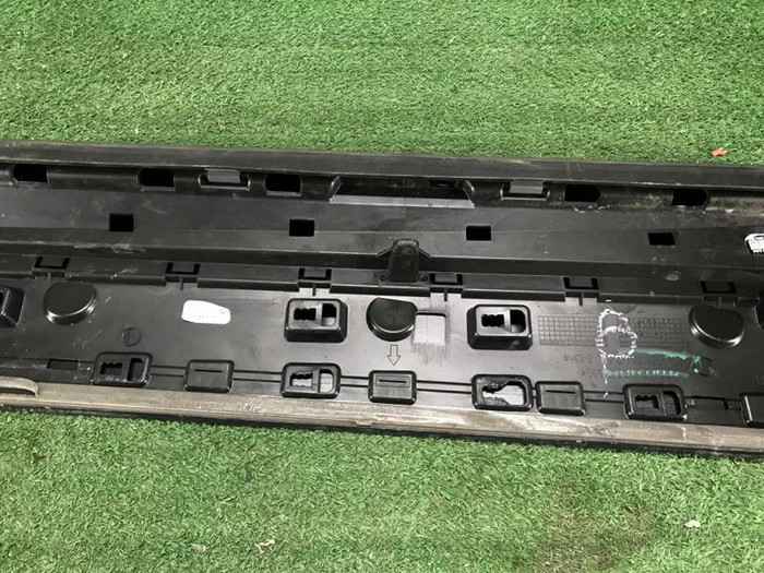 Накладка двери задняя левая Audi Q5 2 80A (2017-н.в.)