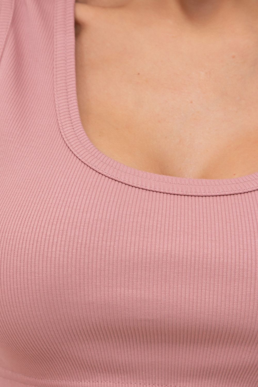 Топ Касти №2 Valentina