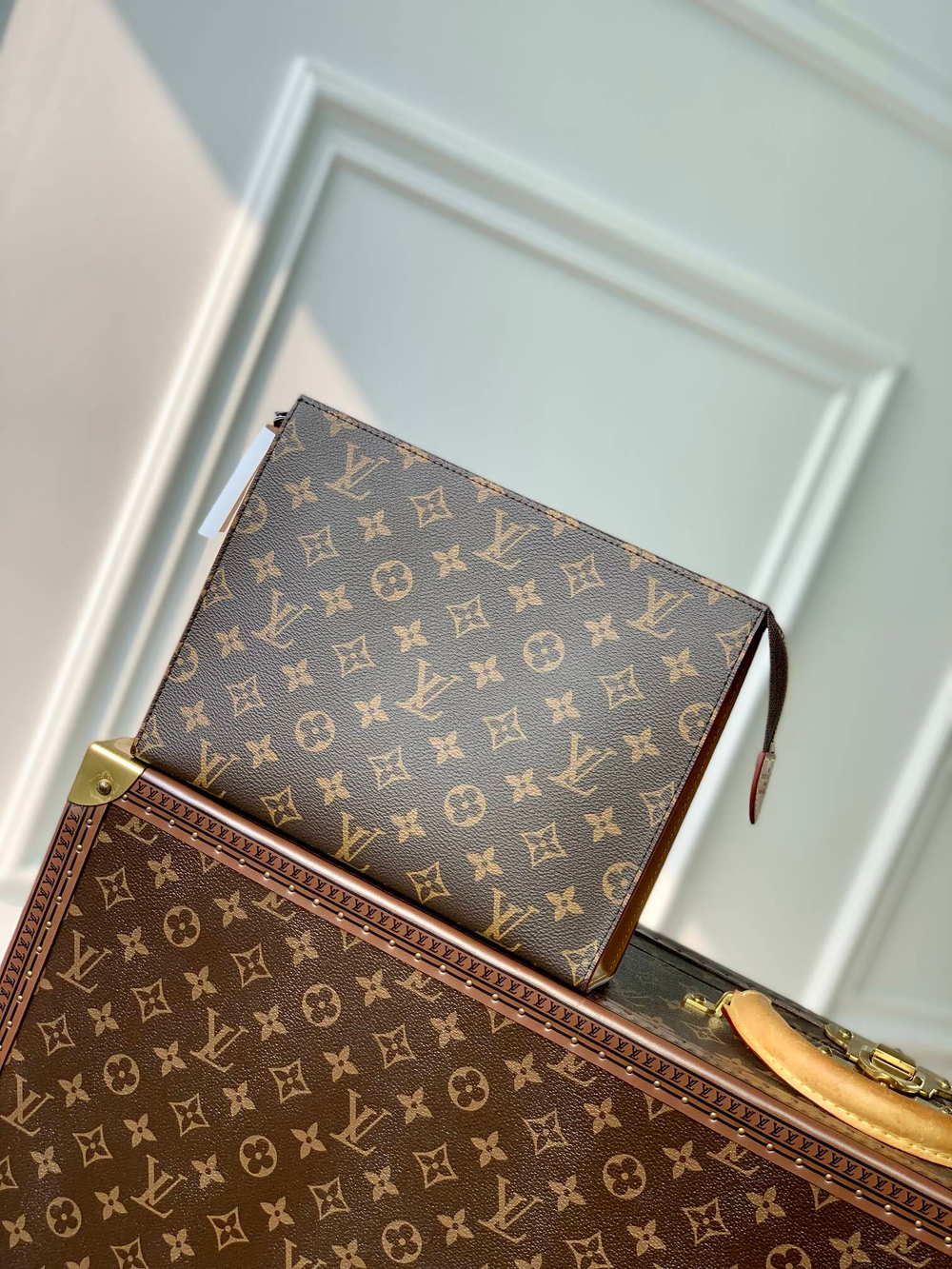Louis Vuitton Toiletry Pouch 26