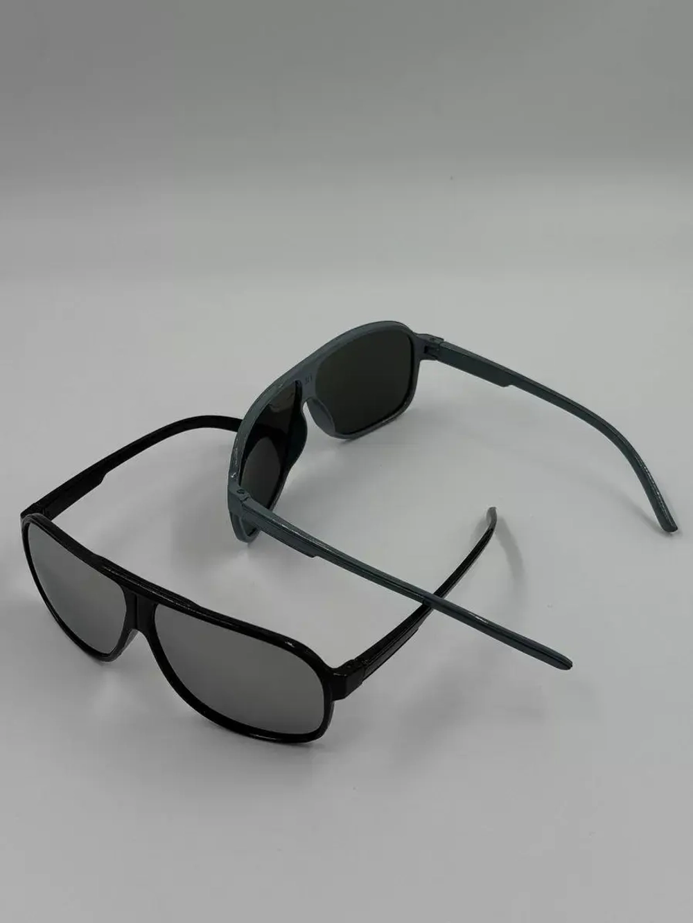 Солнцезащитные очки детские .