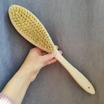 Щетка массажная с длинной ручкой натуральная щетина 39*7 см