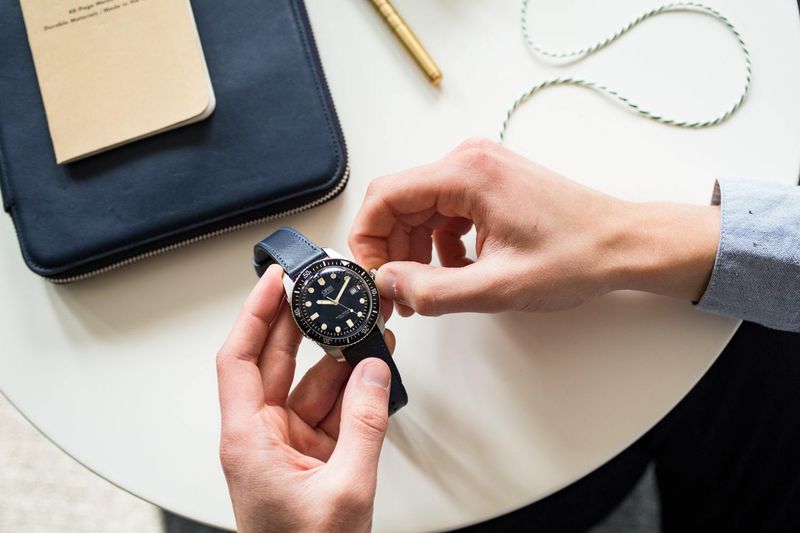 Уход за часами