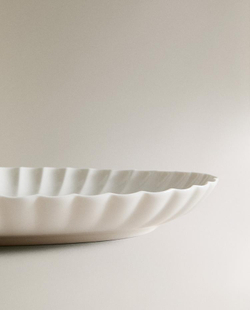 ZARA HOME БЛЮДО ИЗ ФАРФОРА С ВОЛНИСТОЙ КРОМКОЙ, БЕЛЫЙ