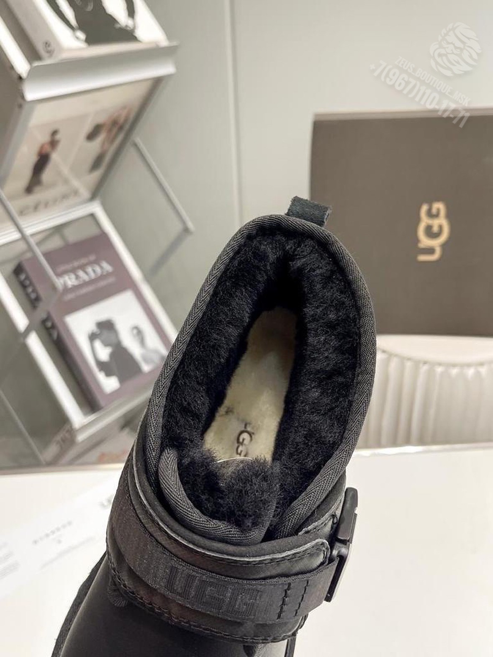 UGG