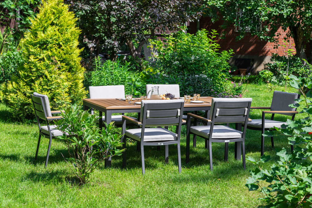 Обеденный комплект ROYAL FAMILY OSCAR со столешницей из поливуда