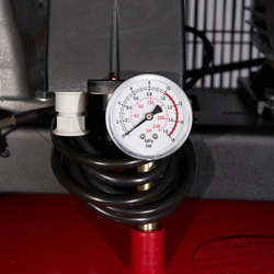 Компрессор ROSSVIK СБ4/Ф-270.LB75В, 950 л/мин, 10 бар, вертикальный 270 л, 380 В/5,5 кВт, красный