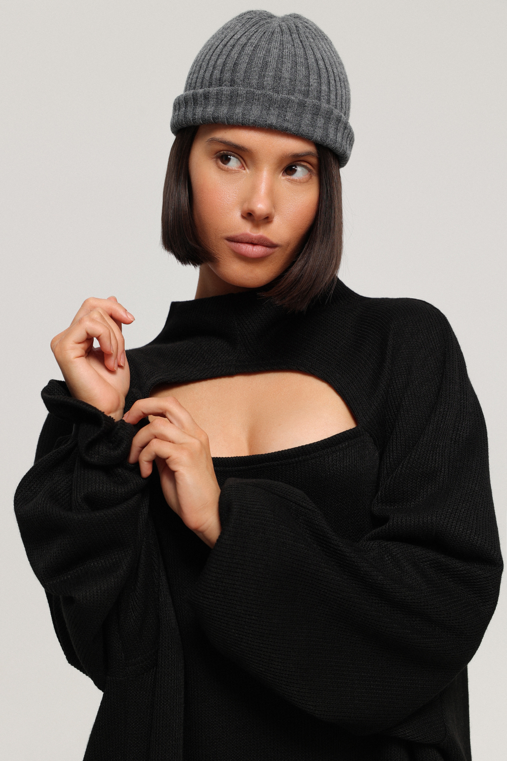 Шапка тонкая