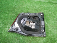 Фонарь левый внутренний Toyota Land Cruiser 200 (2015-2021)