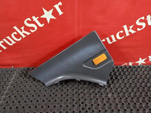 Накладка крыла левого