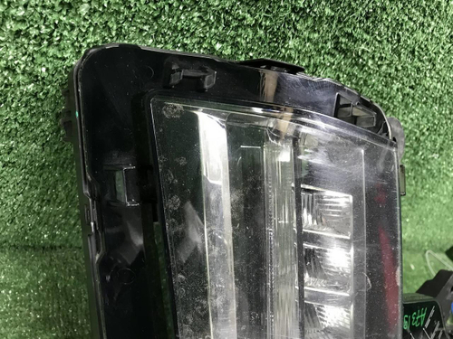 ПТФ правая Cadillac Escalade 4 (2014-2020) LED