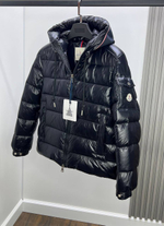 Пуховик Moncler