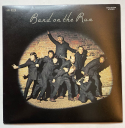 Винтажная виниловая пластинка LP Paul McCartney And Wings Band On The Run (Japan 1975) (No Obi) (Poster)