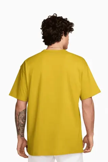 Футболка Nike Sportswear Premium Essentials - желтый