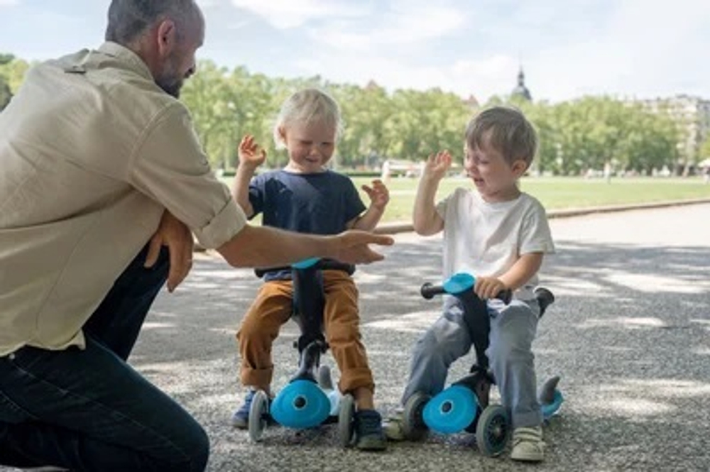 Самокат Globber Go Up Deluxe Play Lights бирюзовый