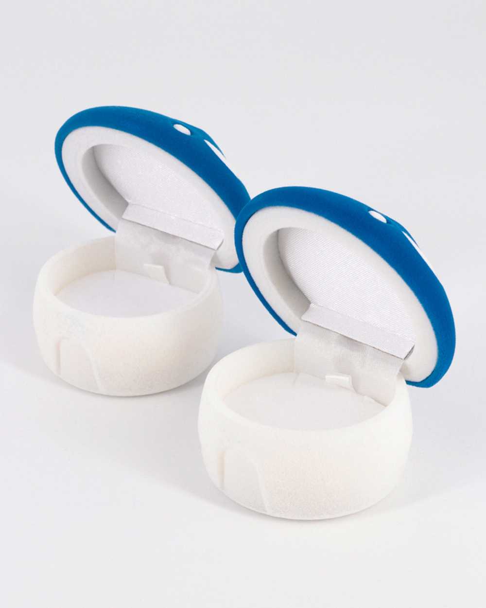 Ювелирный футляр грибочек для подвески