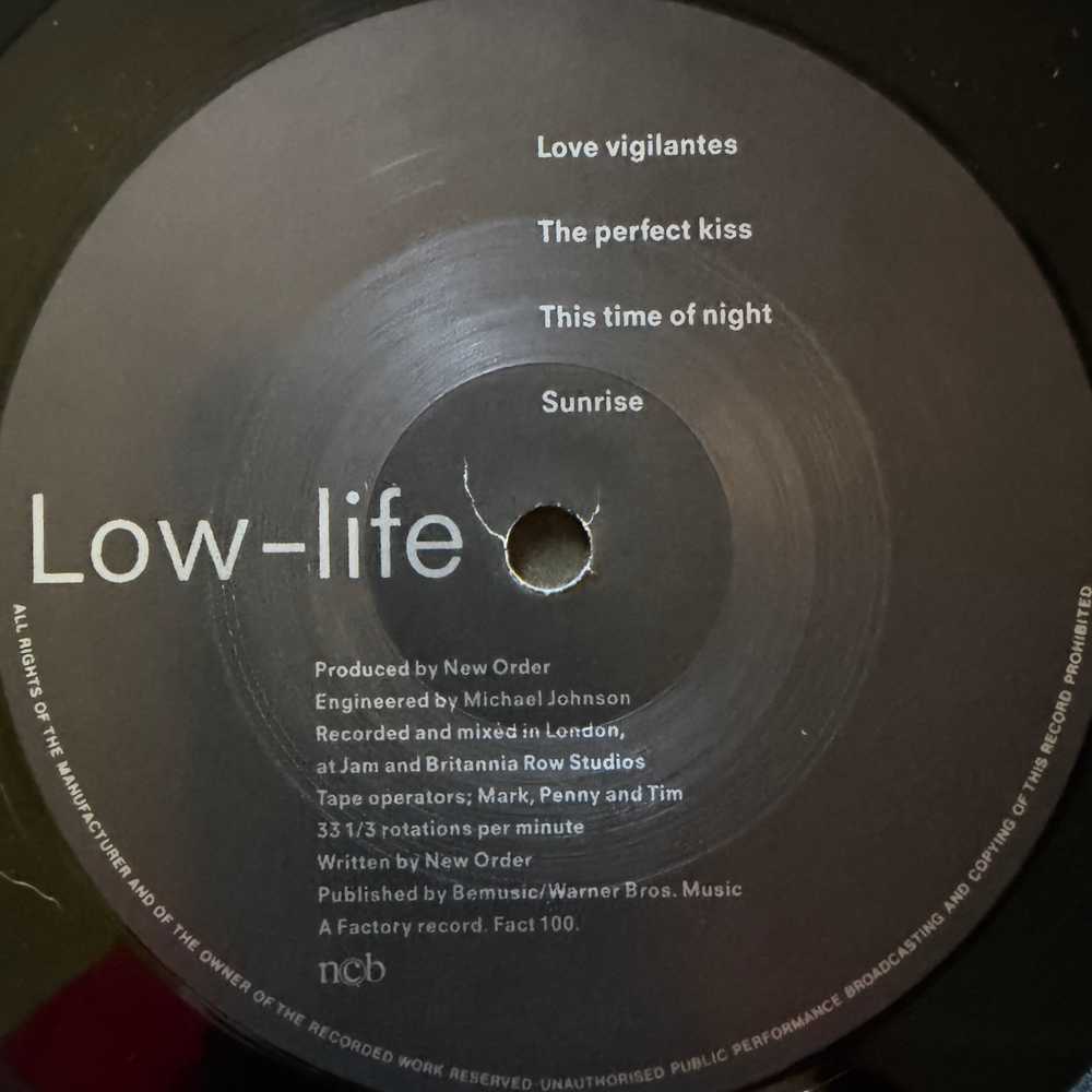 New Order ‎– Low-Life (Швеция 1985г.) Т
