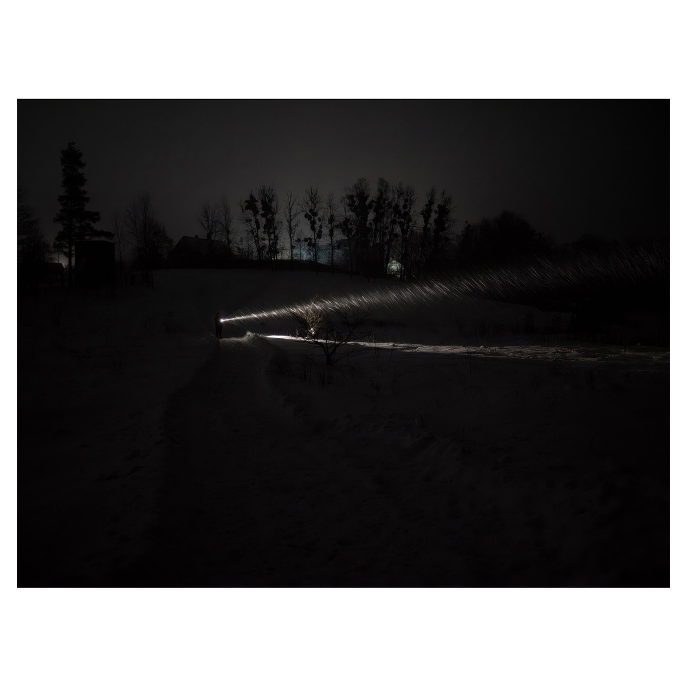 Поисковый фонарь Armytek Barracuda (warm) — прочная конструкция с водонепроницаемостью IP68 (до 10 метров)