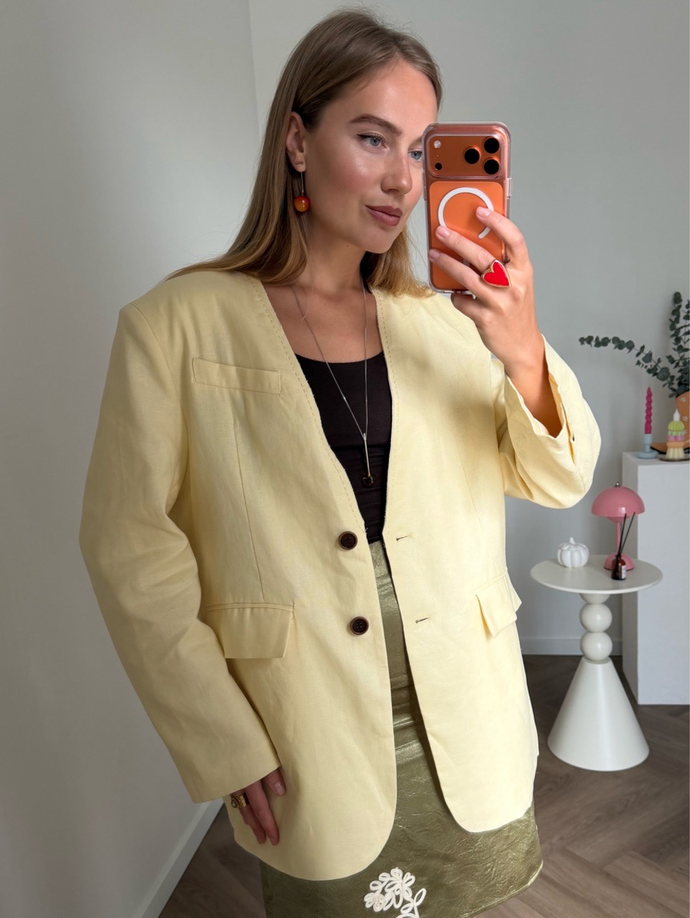 Льняной пиджак лимонный
